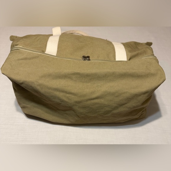 Lo & Sons NWOT Catalina Deluxe Weekender Organizer Travel Gym Work Bag - Picture 3 of 11